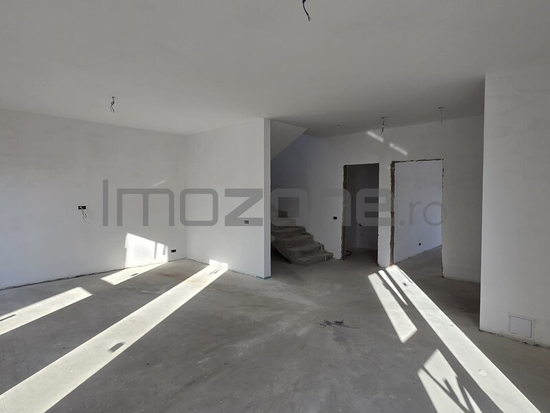 Otopeni, zona Ferme, vila 4 camere, 2 parcari, finisata la alb, comision 0%,