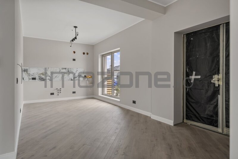 Otopeni, vila P+1, 4 camere, 3 dormitoare, 3 bai,  toate utilitatile racordate